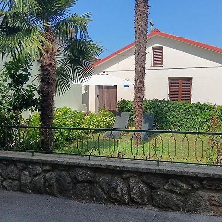 Holiday House Palma Dobrinj Екстер'єр фото
