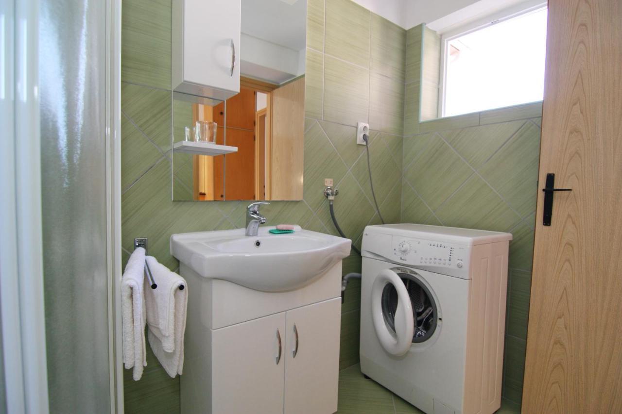 Holiday House Palma Dobrinj Екстер'єр фото