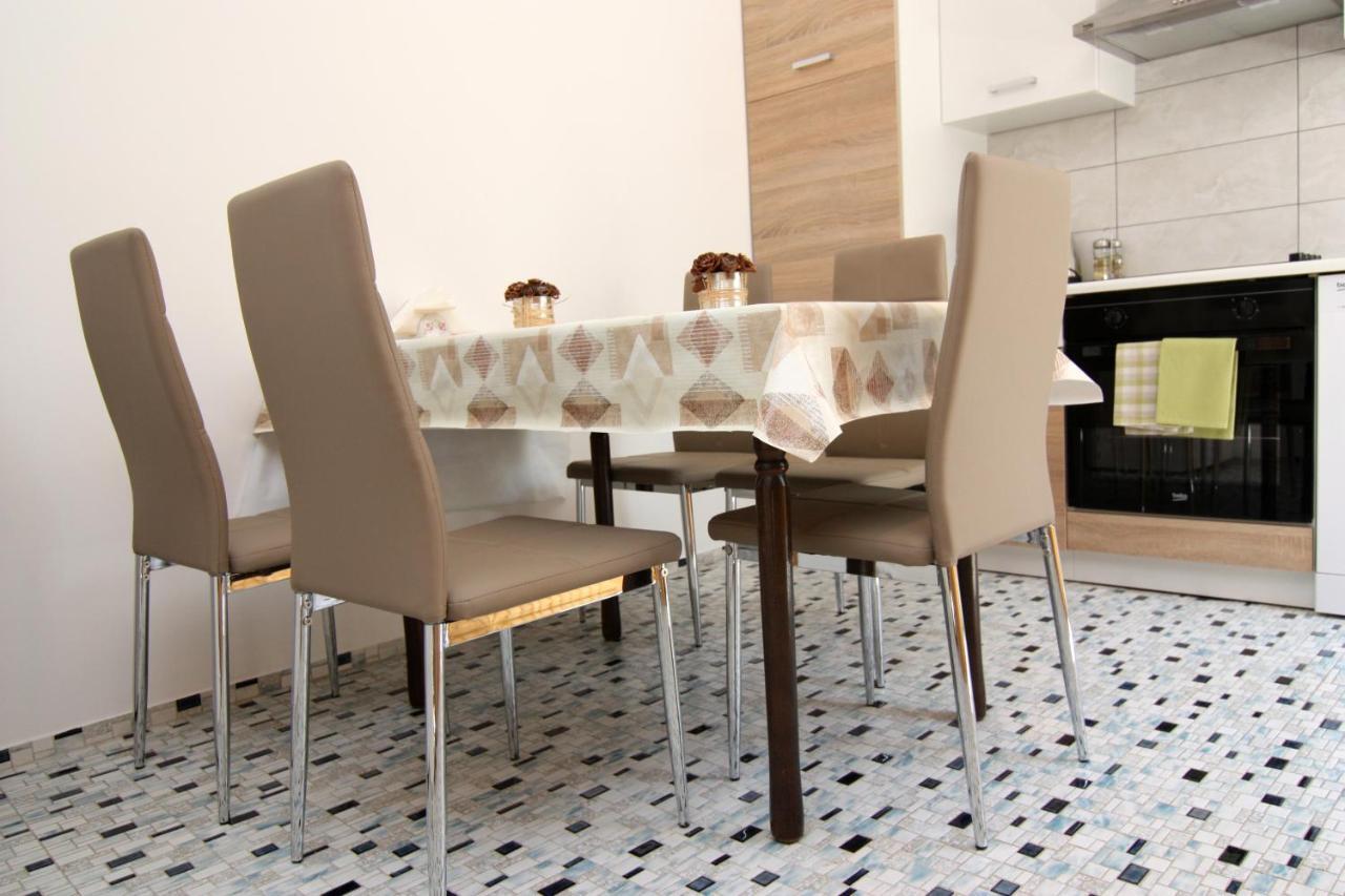 Holiday House Palma Dobrinj Екстер'єр фото